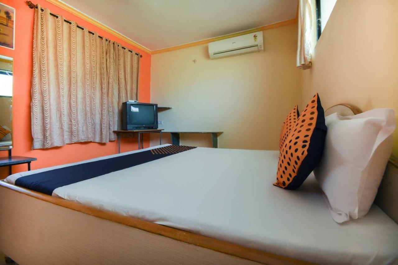 Hotel O Renuka Lodging And Boarding Poona Buitenkant foto